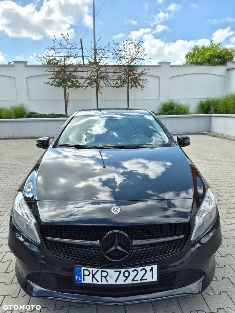Mercedes-Benz Klasa A 180 d AMG Line - 12