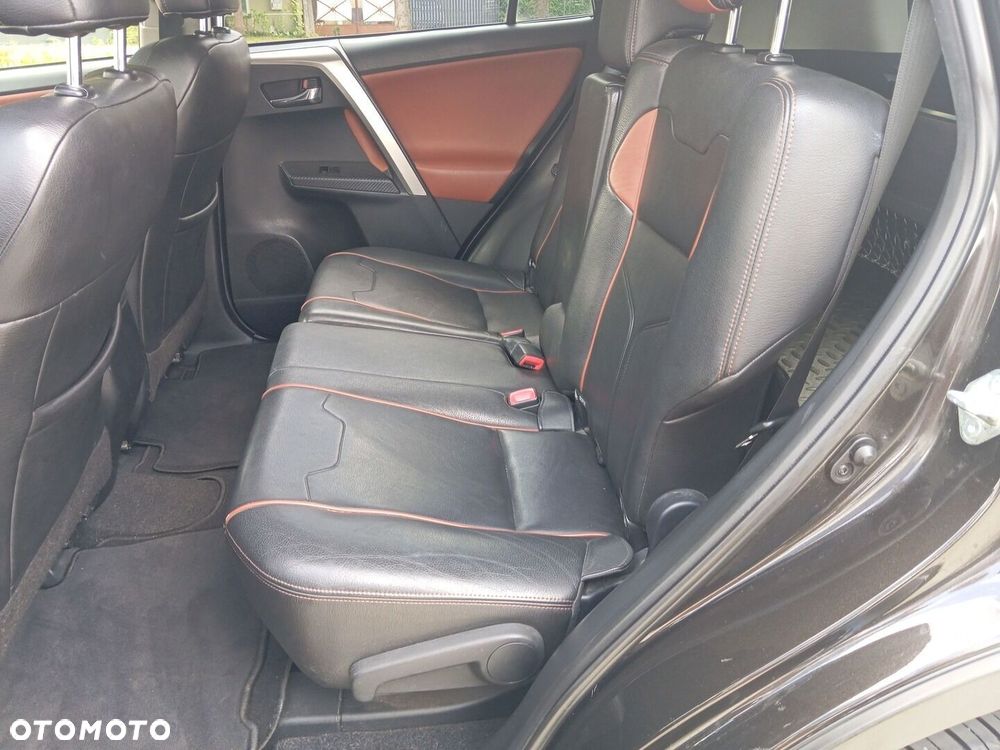 Toyota RAV4 - 18