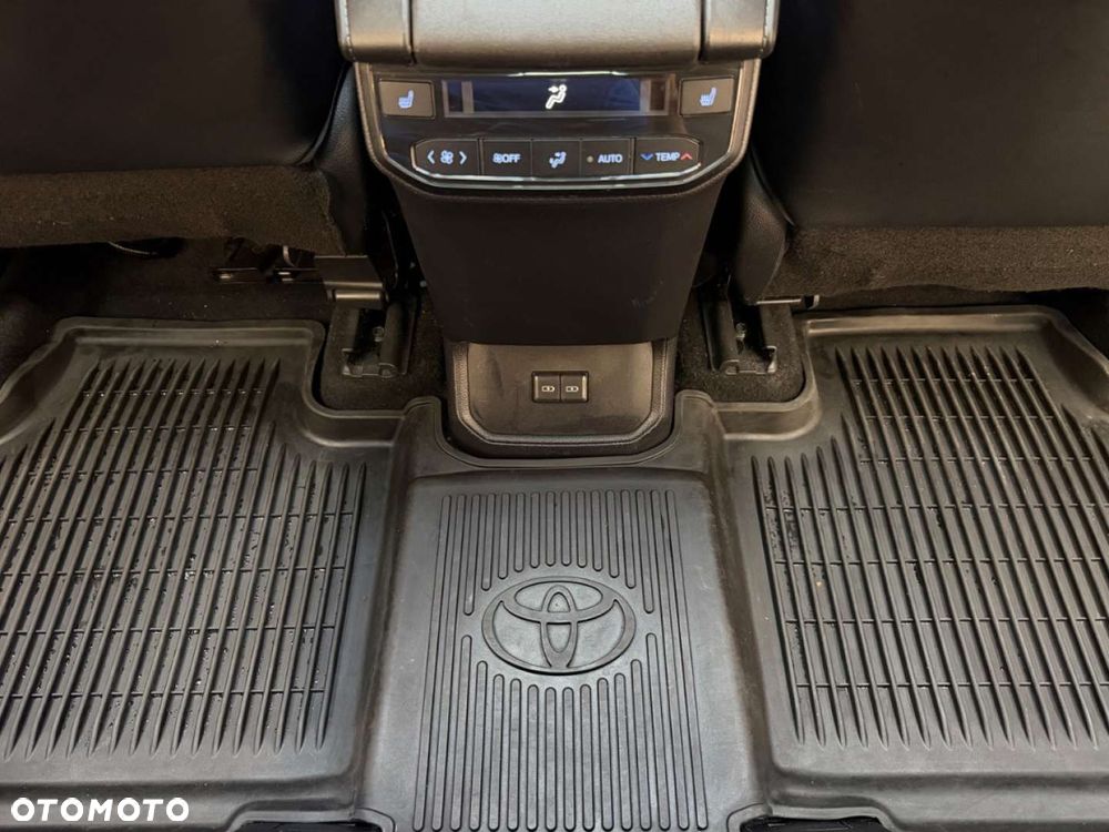 Toyota Highlander - 40