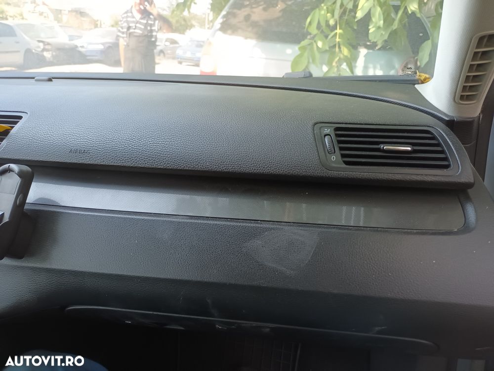 Dezmembrari  VW PASSAT B6  2005  > 2010 2.0 TDI Motorina - 22