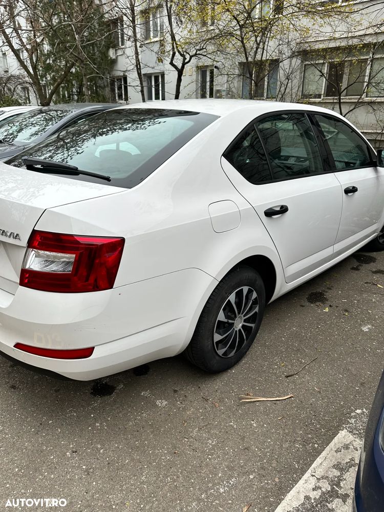 Skoda Octavia 1.6 TDI Ambition - 5