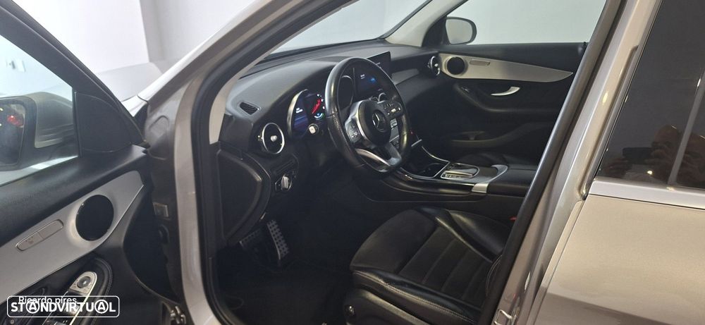 Mercedes-Benz GLC 300 d 4Matic 9G-TRONIC AMG Line - 16