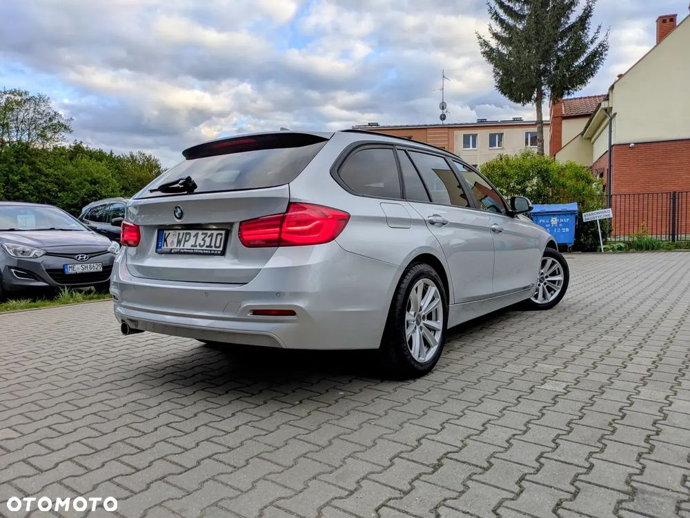 BMW Seria 3 318d - 3