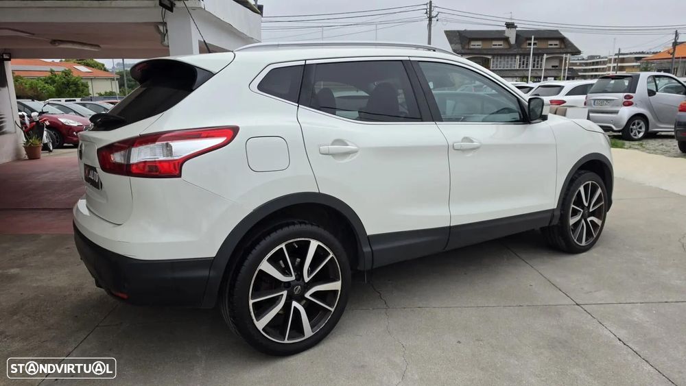 Nissan Qashqai 1.6 dCi N-Connecta Led - 3