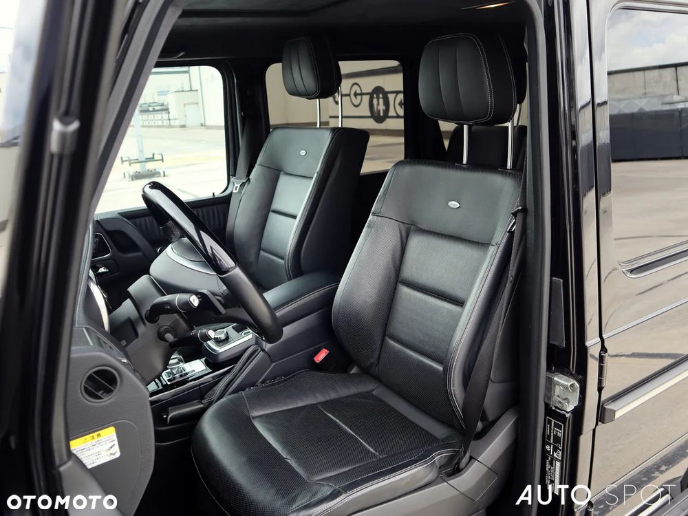 Mercedes-Benz Klasa G AMG 63 AMG SPEEDSHIFT 7G-TRONIC - 22