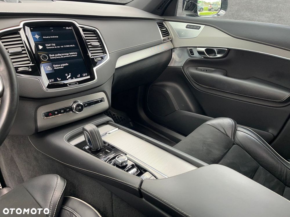 Volvo XC 90 - 20