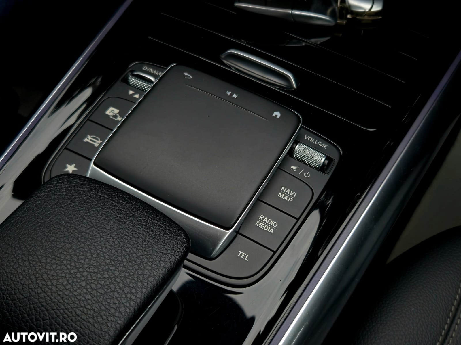 Mercedes-Benz GLA 200 d 8G-DCT Progressive Advanced - 34