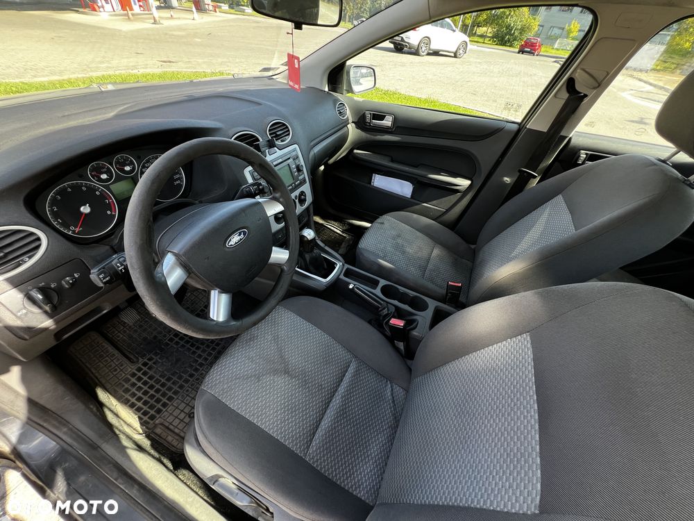 Ford Focus - 15
