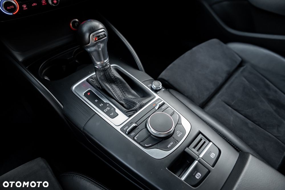 Audi A3 Sportback 1.8 TFSI S tronic S line Sportpaket - 30
