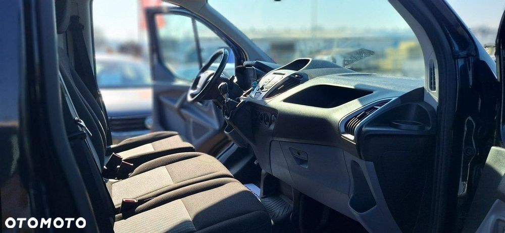 Ford Transit Custom - 11