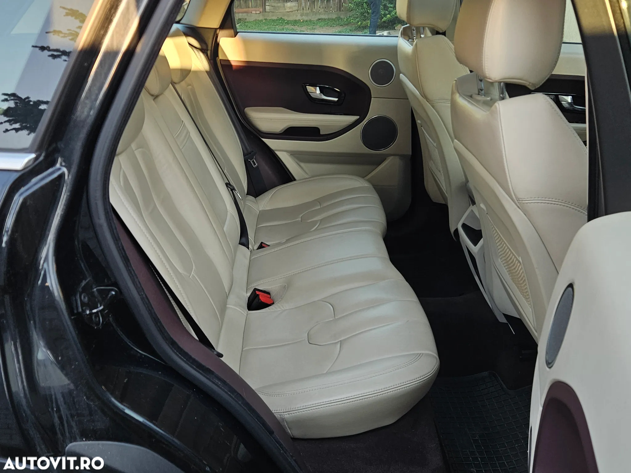 Land Rover Range Rover Evoque - 9