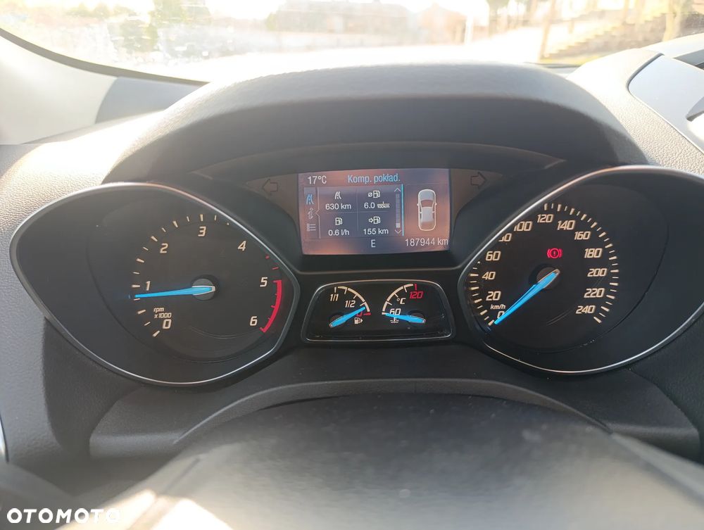 Ford Kuga 2.0 TDCi 2x4 Trend - 14