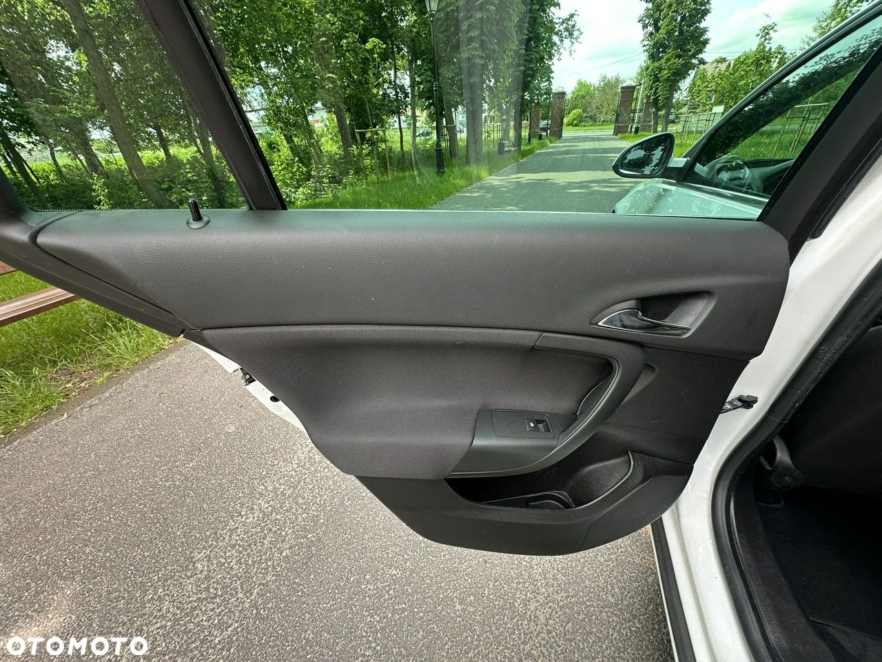 Opel Insignia - 21
