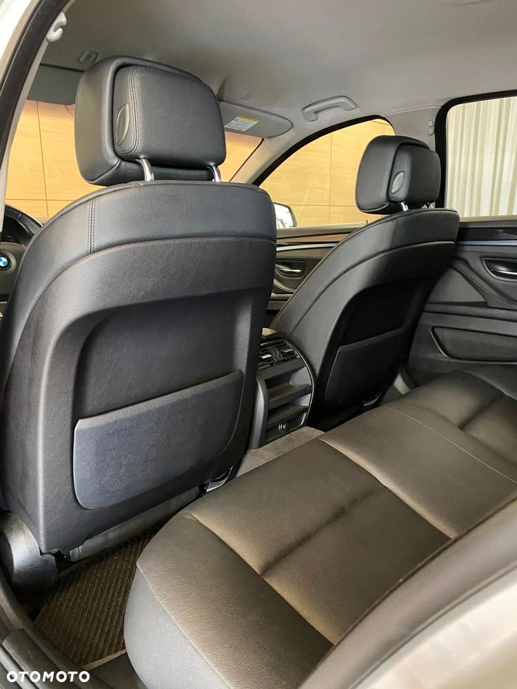 BMW Seria 5 - 12