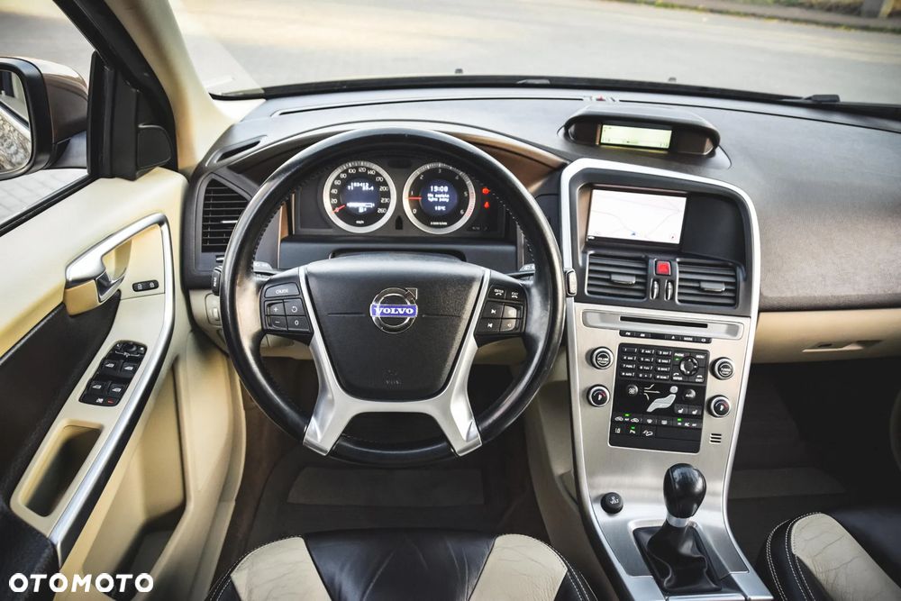 Volvo XC 60 D5 AWD Summum - 15