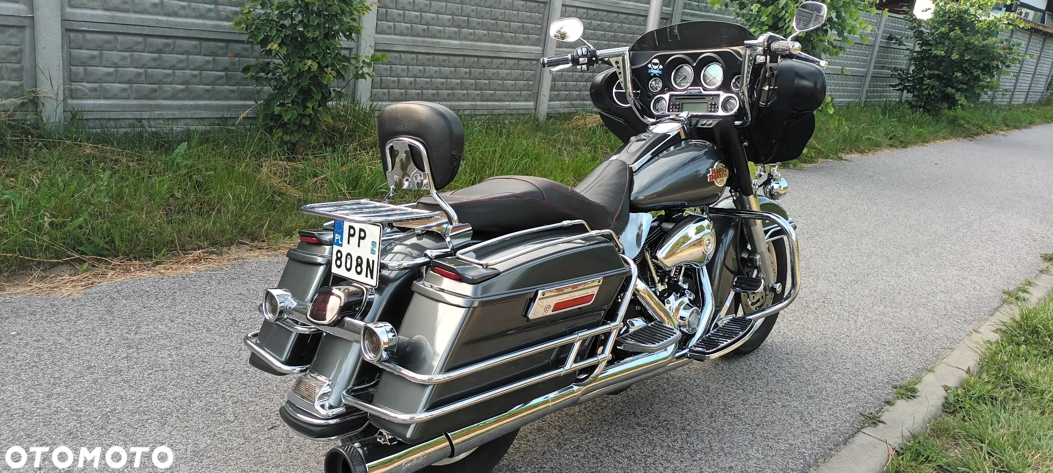 Harley-Davidson Touring Street Glide - 13