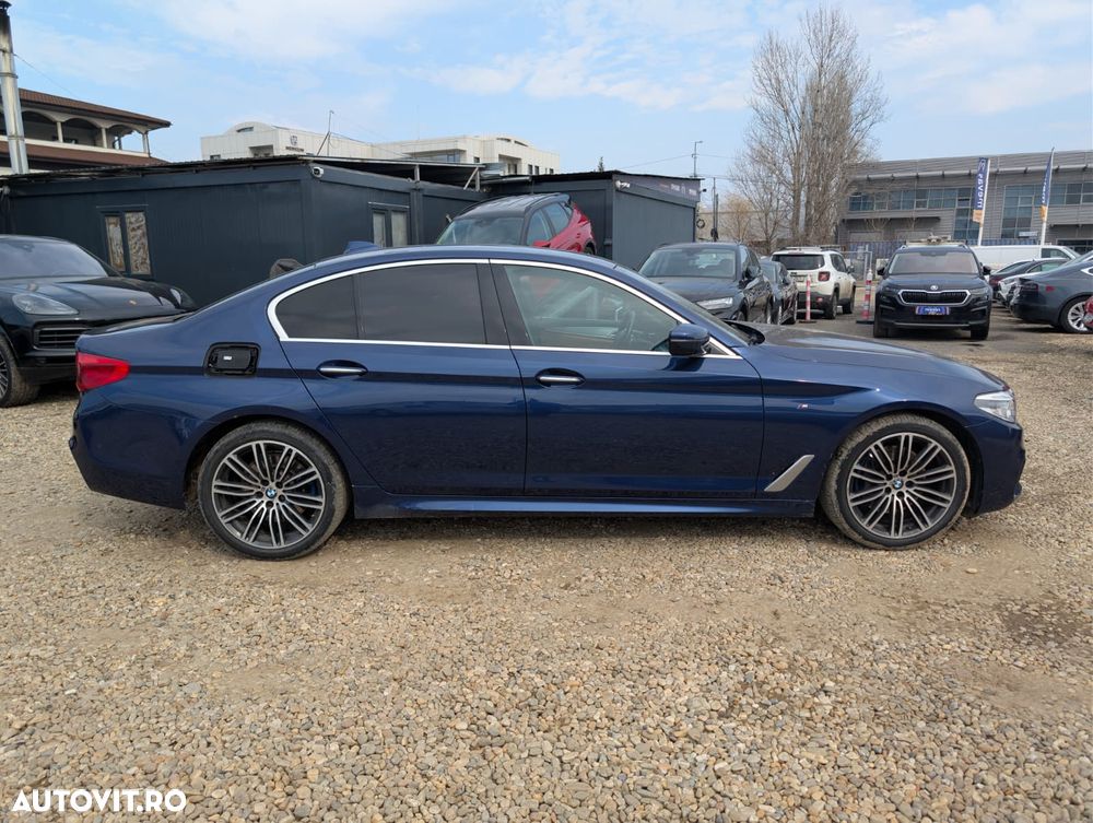 BMW Seria 5 530i xDrive AT - 7