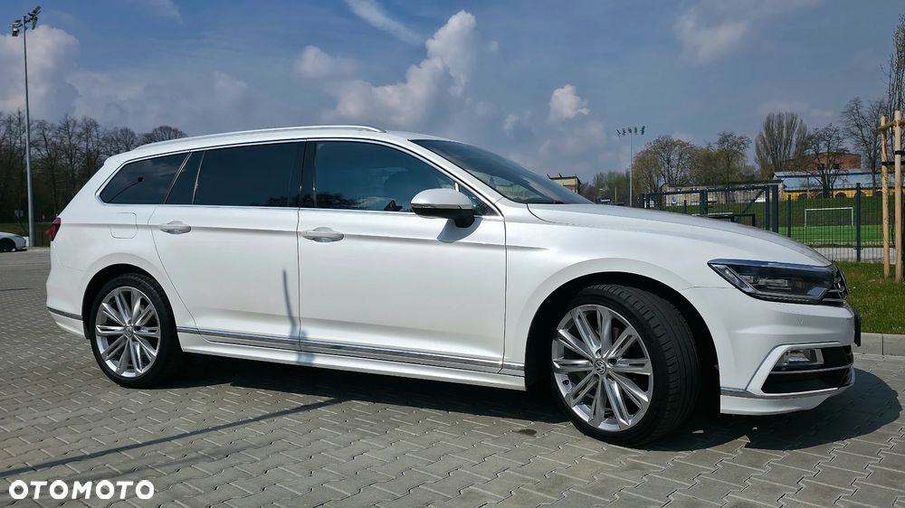 Volkswagen Passat - 14
