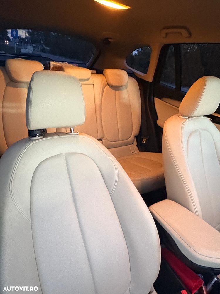 BMW X1 - 13