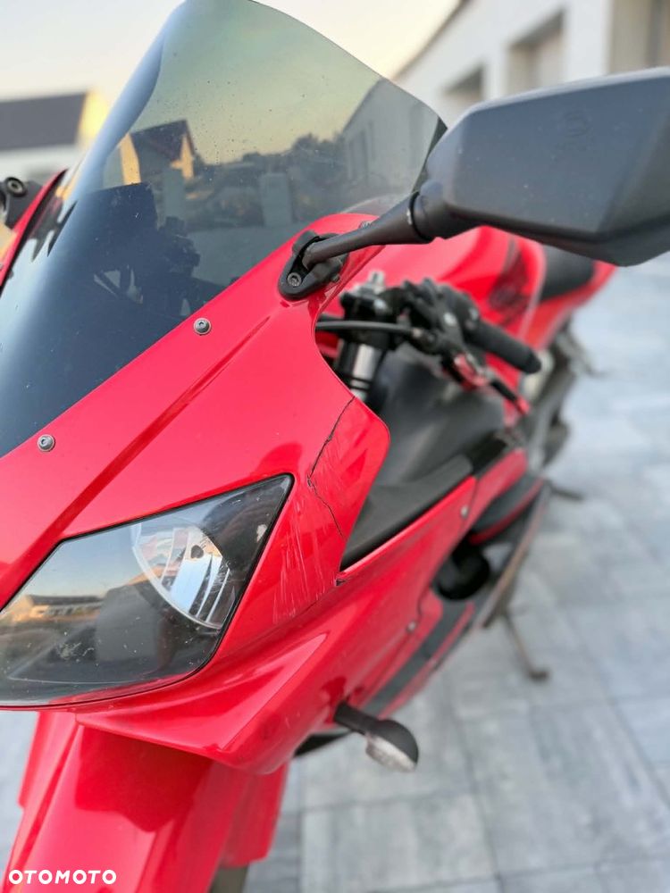 Honda CBR - 11