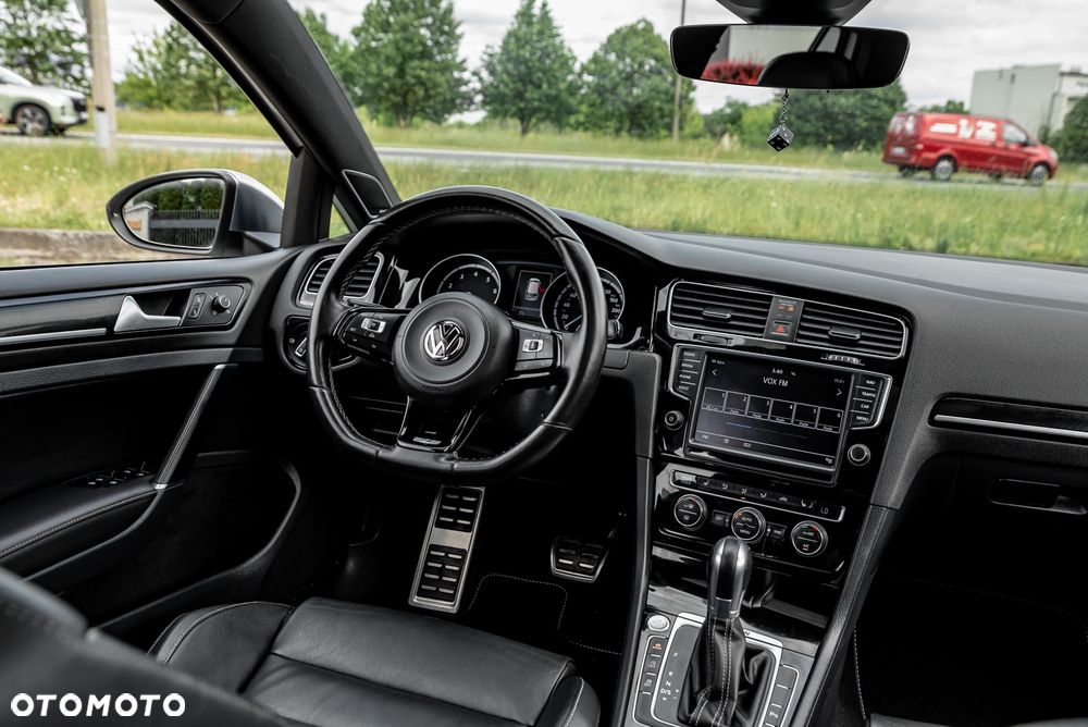 Volkswagen Golf 2.0 TSI BMT 4Mot R DSG - 26