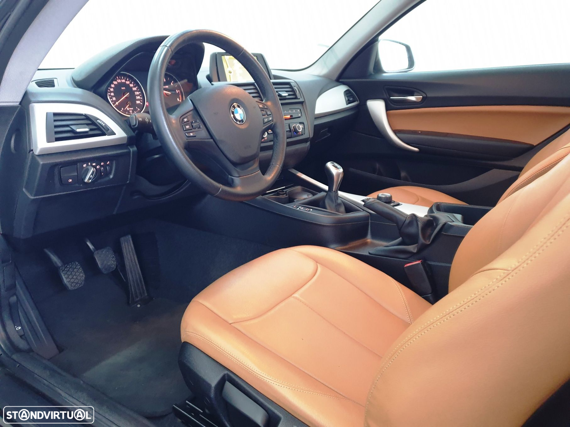 BMW 114 d Line Urban - 12