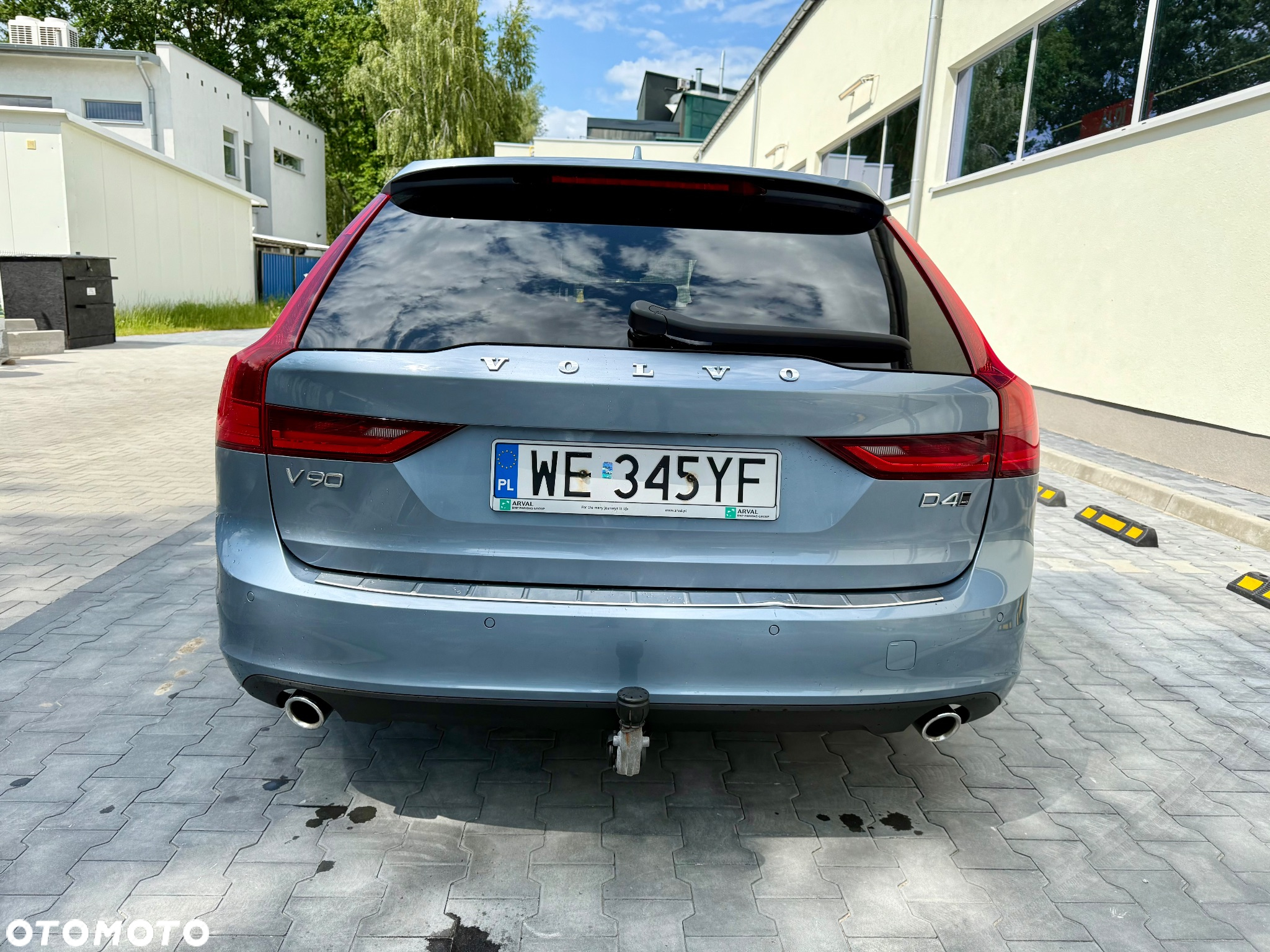 Volvo V90 D4 AWD Momentum - 12