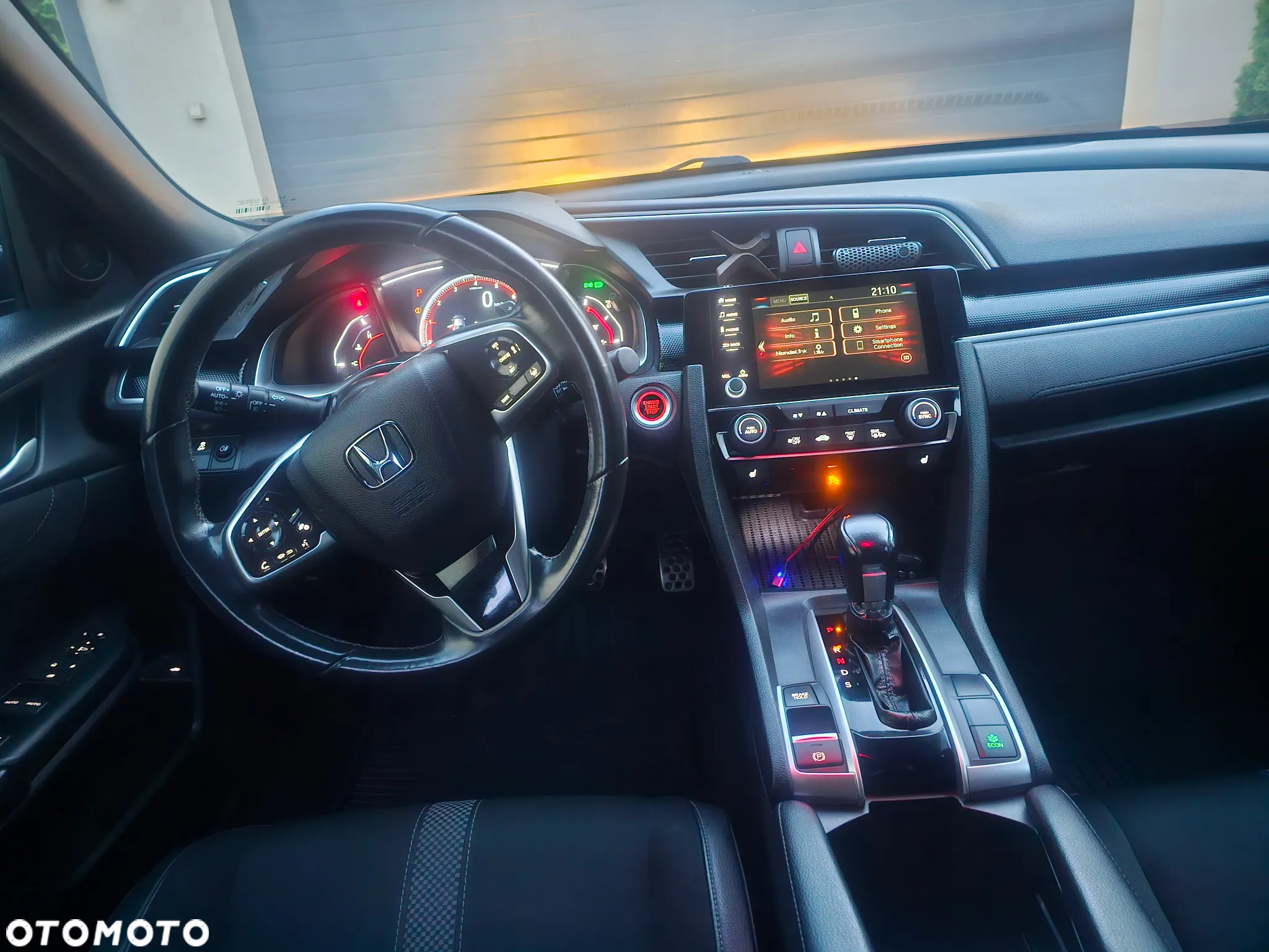 Honda Civic 2.0 i-VTEC LX CVT - 11