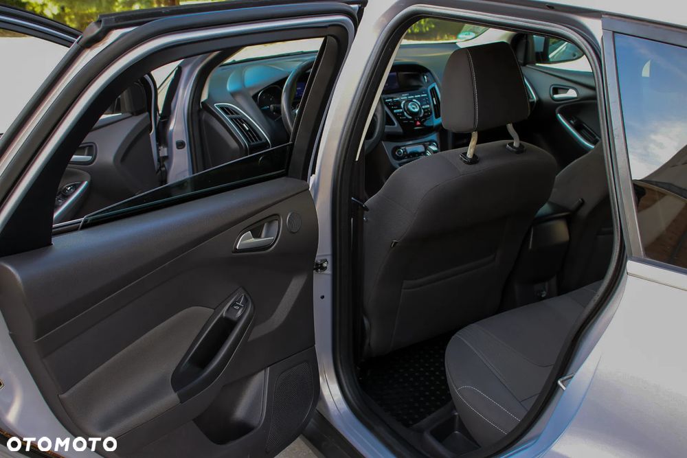 Ford Focus - 26