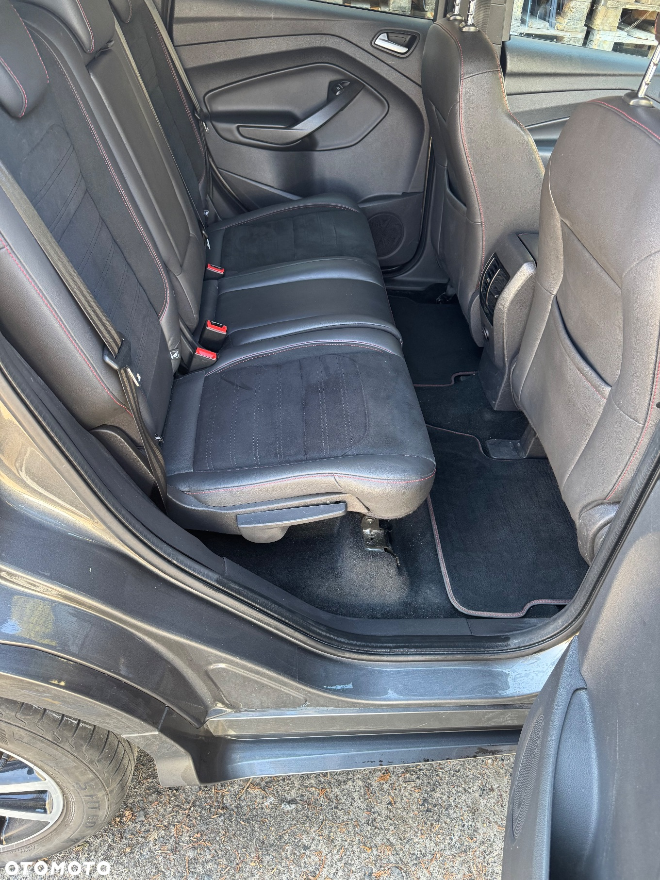 Ford Kuga 1.5 EcoBoost AWD ST-Line ASS - 14