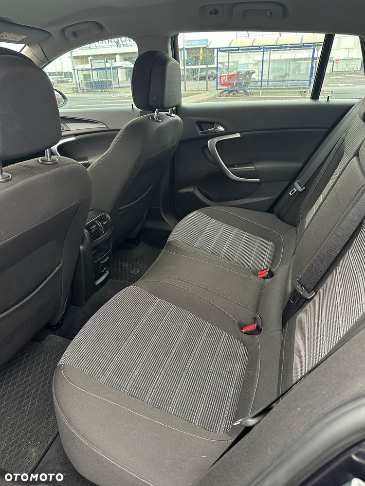 Opel Insignia 2.0 CDTI - 12