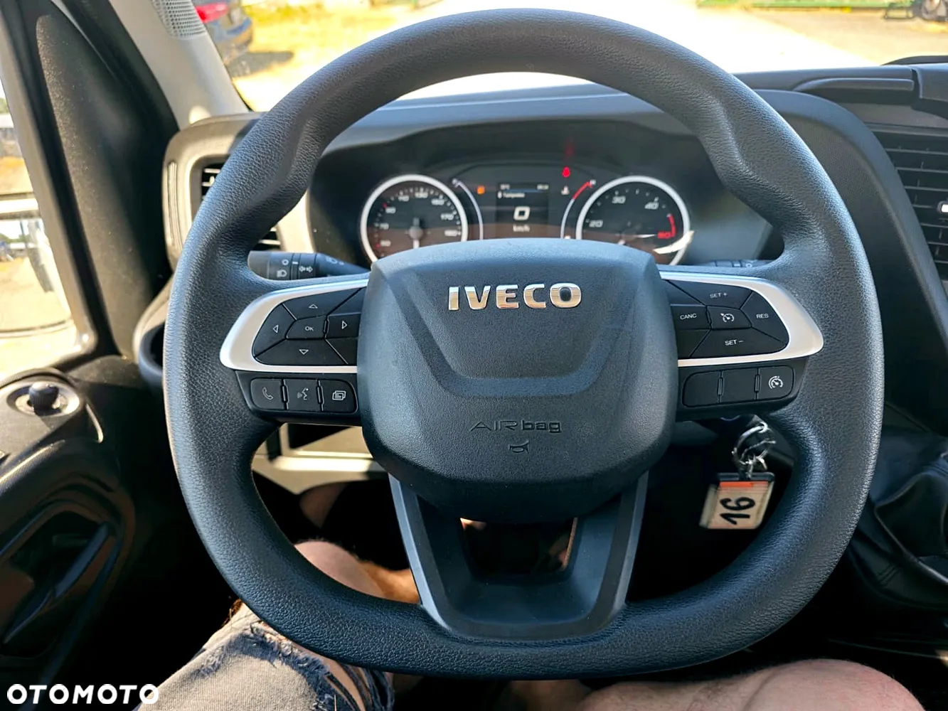 Iveco 35C16 - 17
