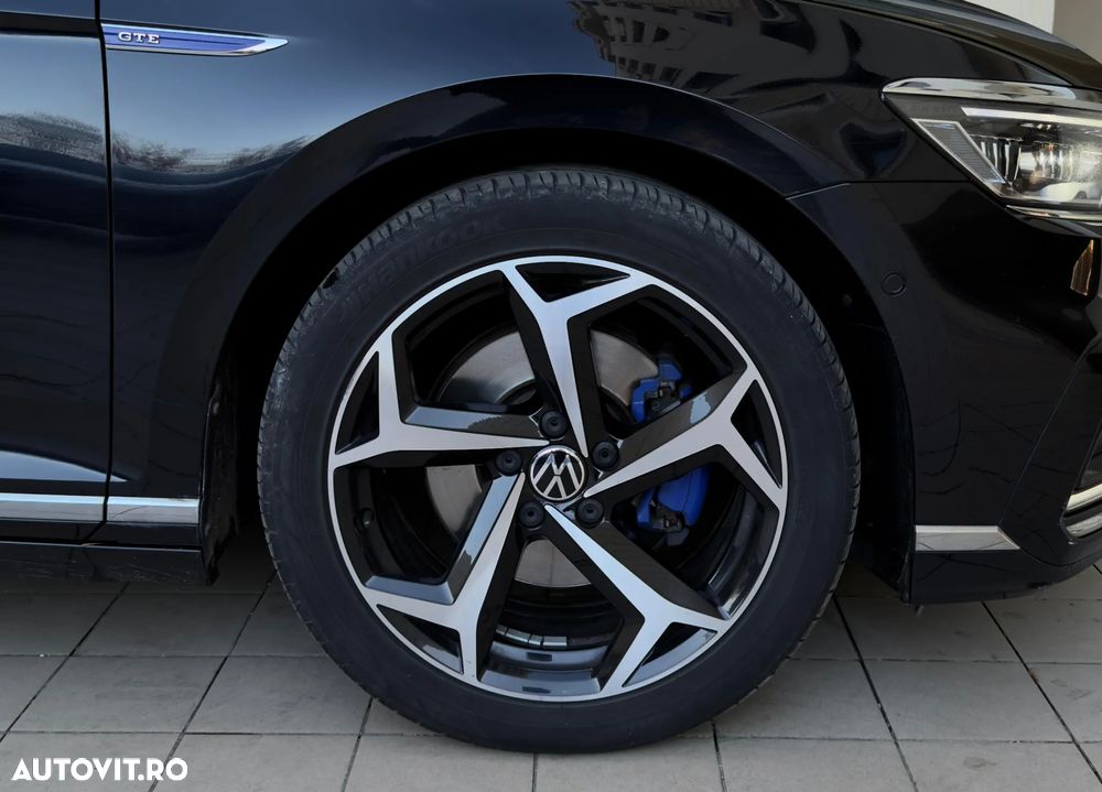 Volkswagen Passat - 18