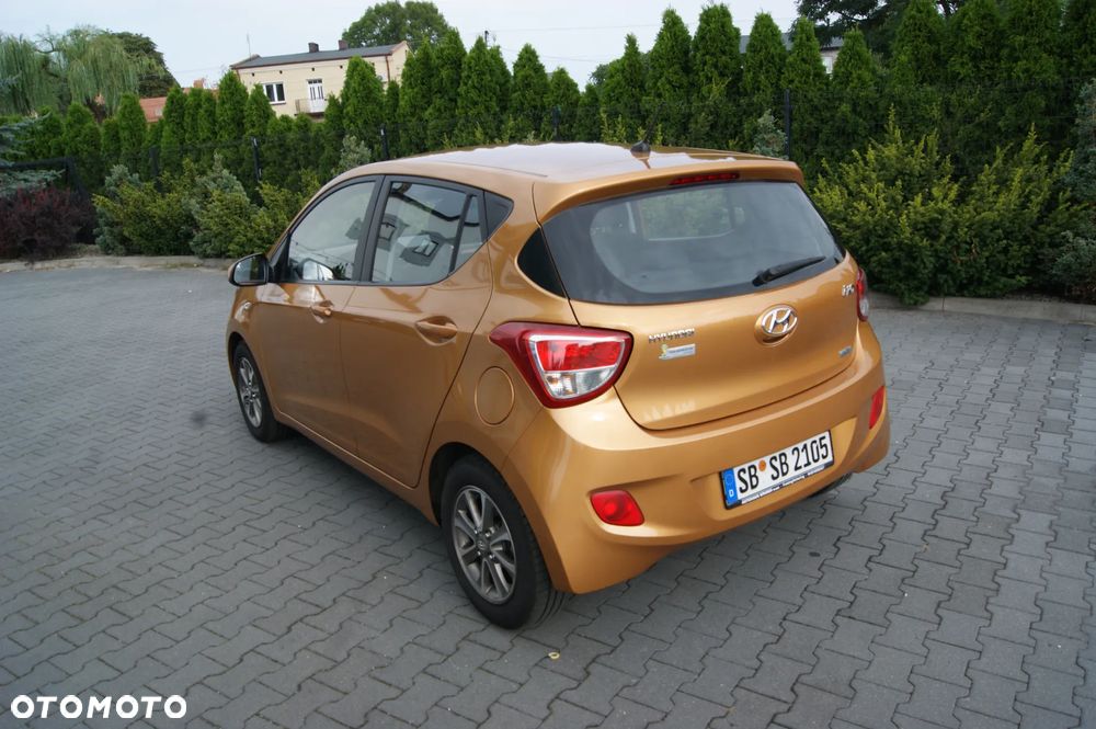 Hyundai i10 1.2 Fifa World Cup Edition - 11