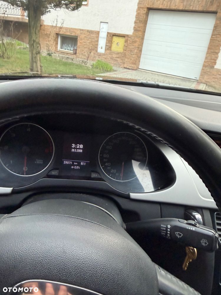 Audi A4 Limousine 2.0 TDI - 11