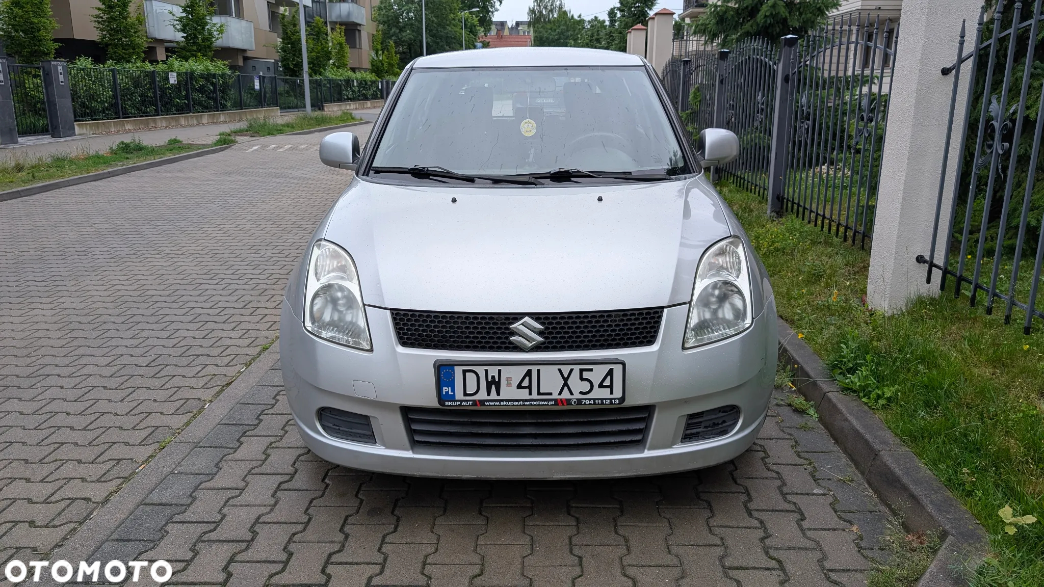 Suzuki Swift 1.3 GLX / Comfort - 2