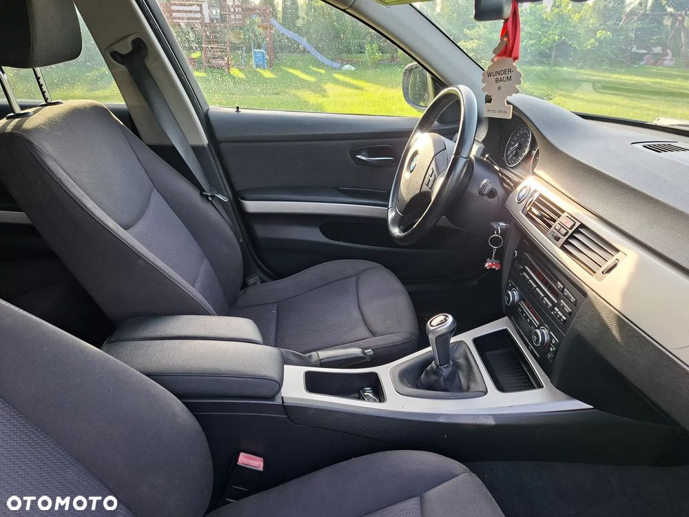 BMW Seria 3 - 8