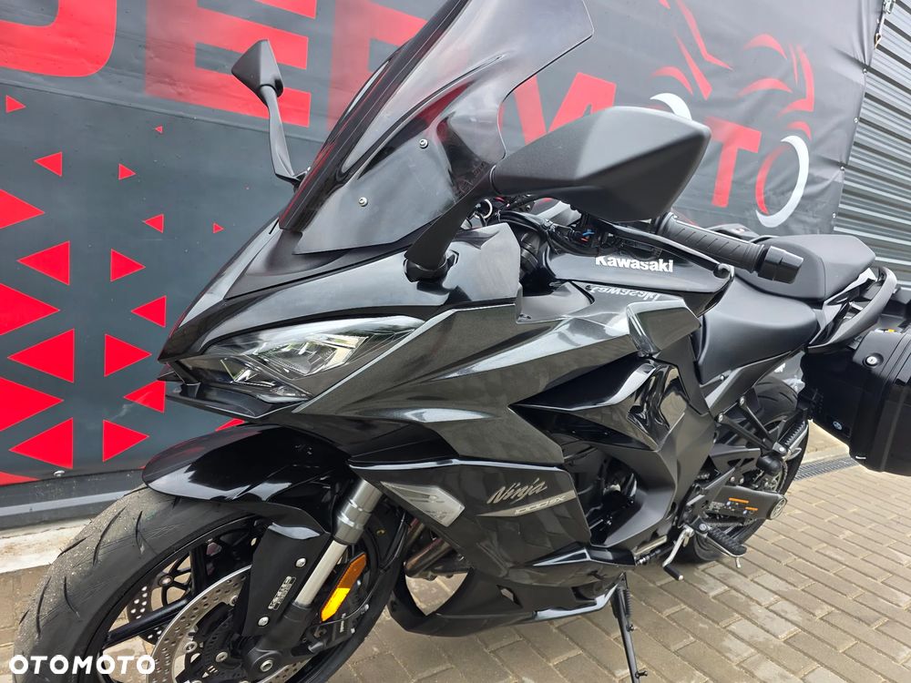 Kawasaki Ninja 1000 SX - 11