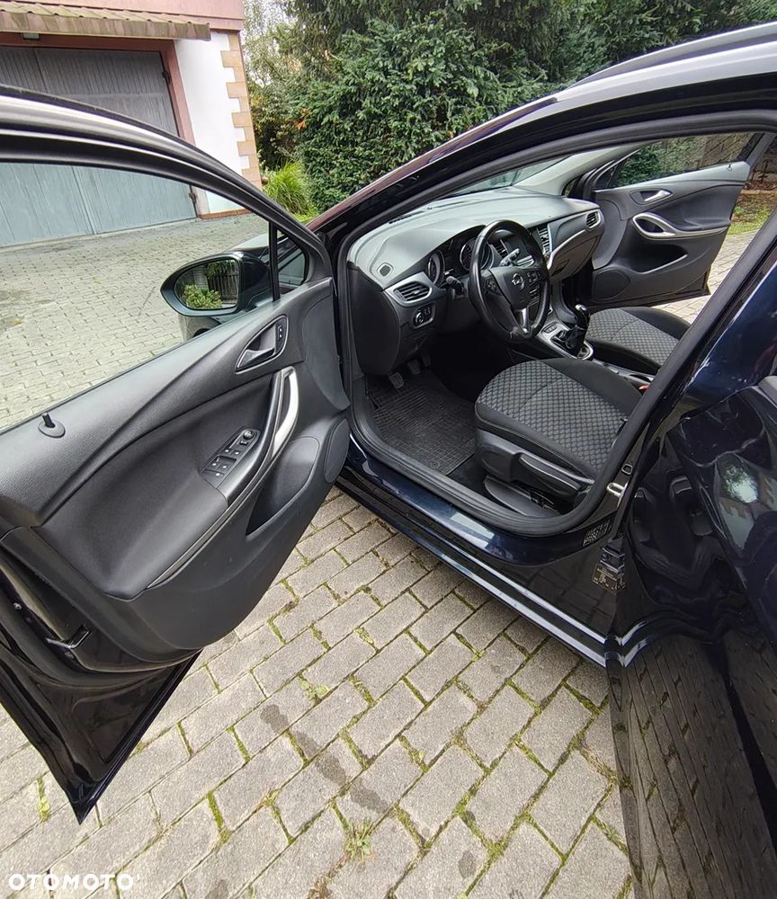 Opel Astra 1.6 CDTI Enjoy - 23