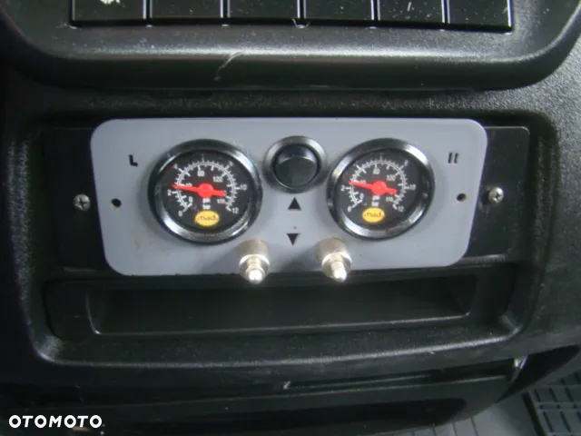 Iveco DAILY 50/35 C 15 3.0TDI FIRANA Z PRAWEJ STRONY 3.5T DMC WINDA - 17