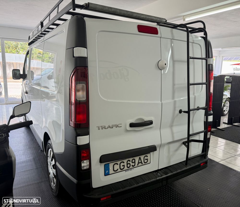 Renault Trafic - 8