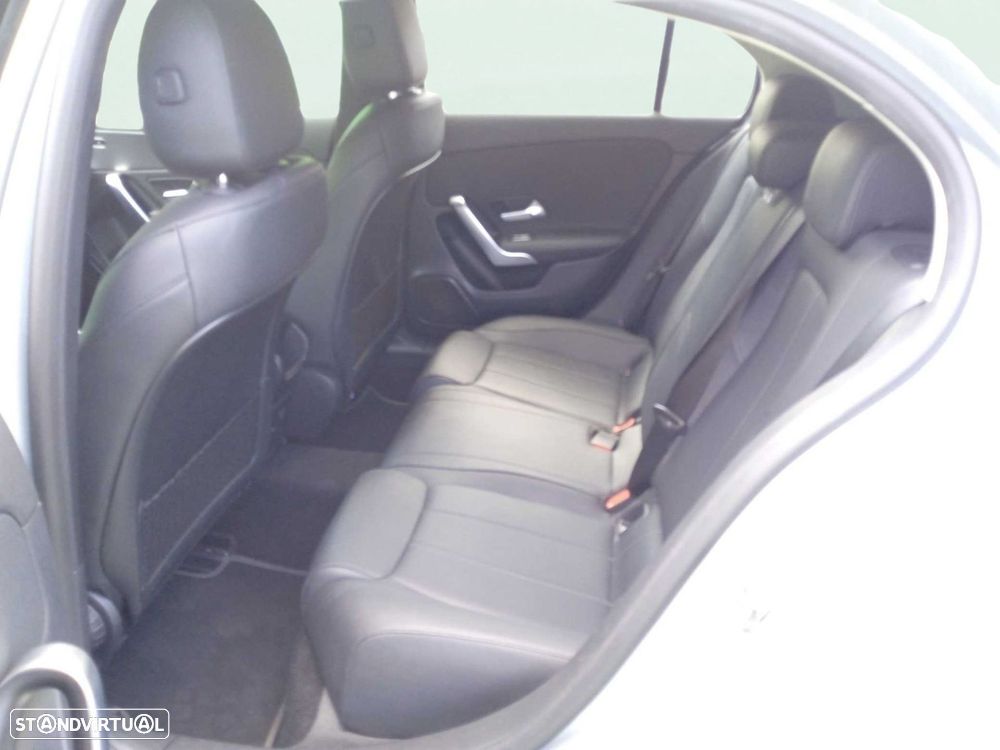Mercedes-Benz A 200 - 13