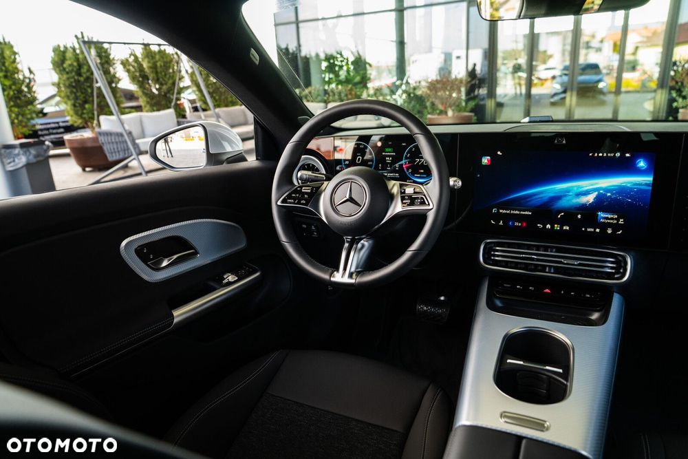 Mercedes-Benz CLA - 21