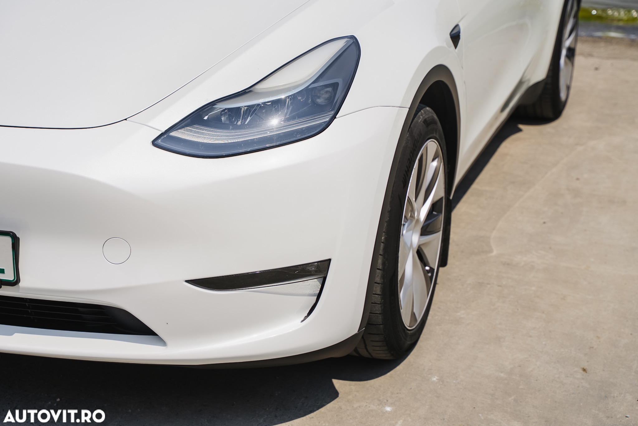Tesla Model Y AWD Long Range - 11