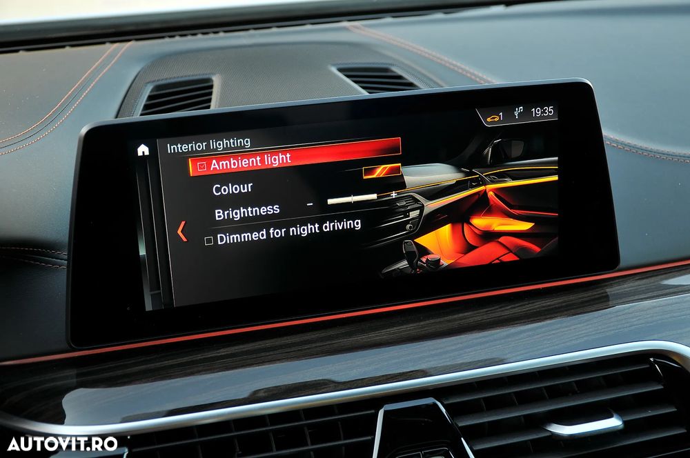 BMW Seria 5 520d AT - 23