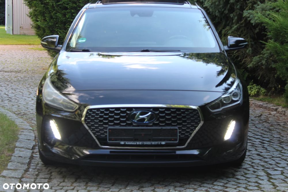 Hyundai i30 1.4 T-GDI Intro Edition - 10