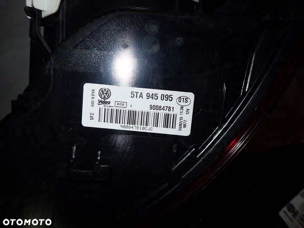 DW TOURAN 5T LAMPY TYŁ 5TA945095 5TA945096 - 7