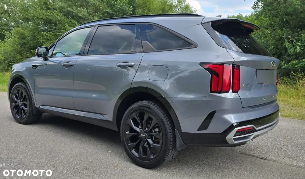 Kia Sorento - 4