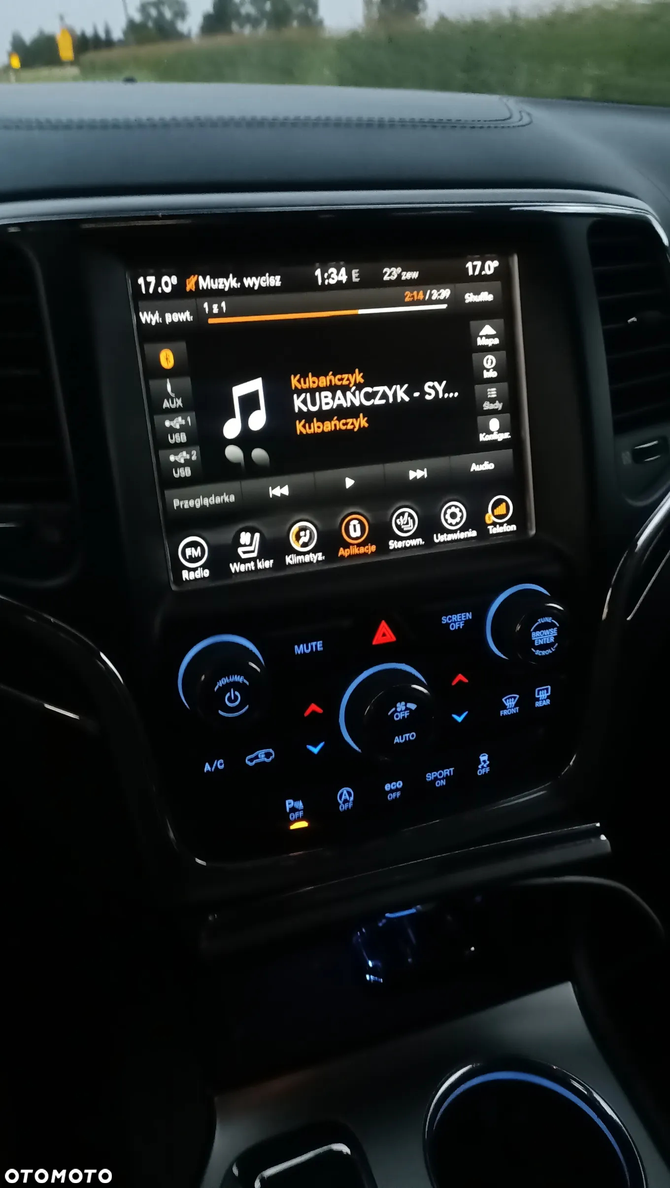 Jeep Grand Cherokee ver-3-6-v6-overland - 9
