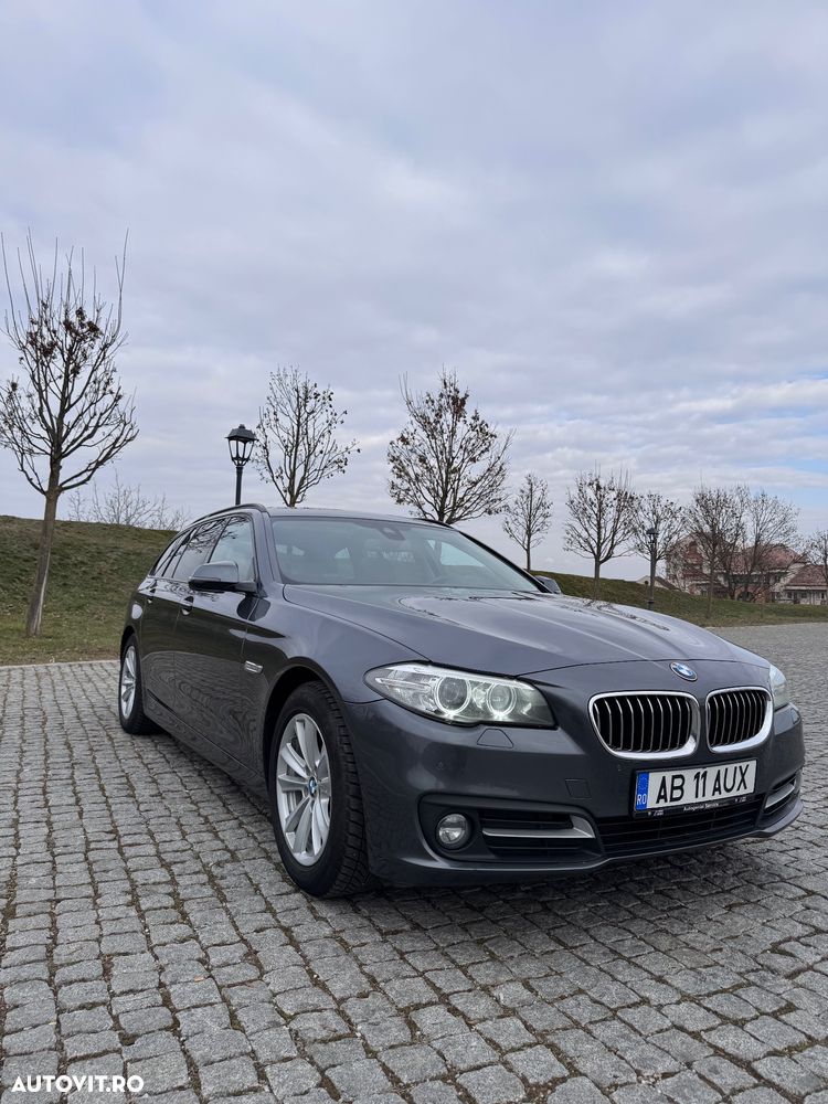 BMW Seria 5 520d Aut. - 14